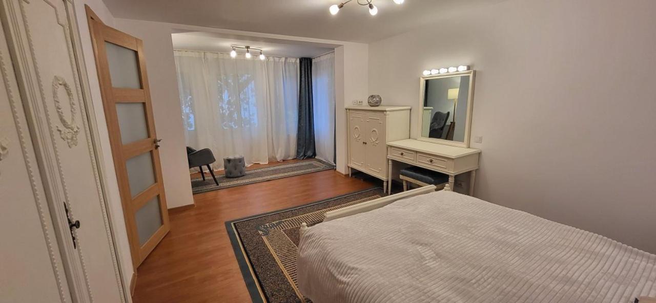 Cotroceni Upstairs Appartamento Bucarest